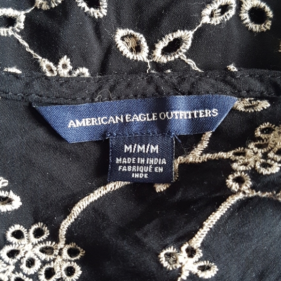 American Eagle Outfitters Eyelit Black Tank Size M - Picture 6 of 9